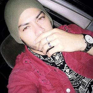 Meet your Posher, Jean